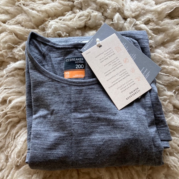 NWT Icebreaker Women's Merino Wool Baselayer Top - Picture 2 of 6